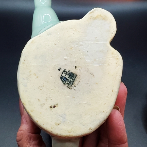 Caledon Green Glazed Cat Teapot - Picture 10 of 10